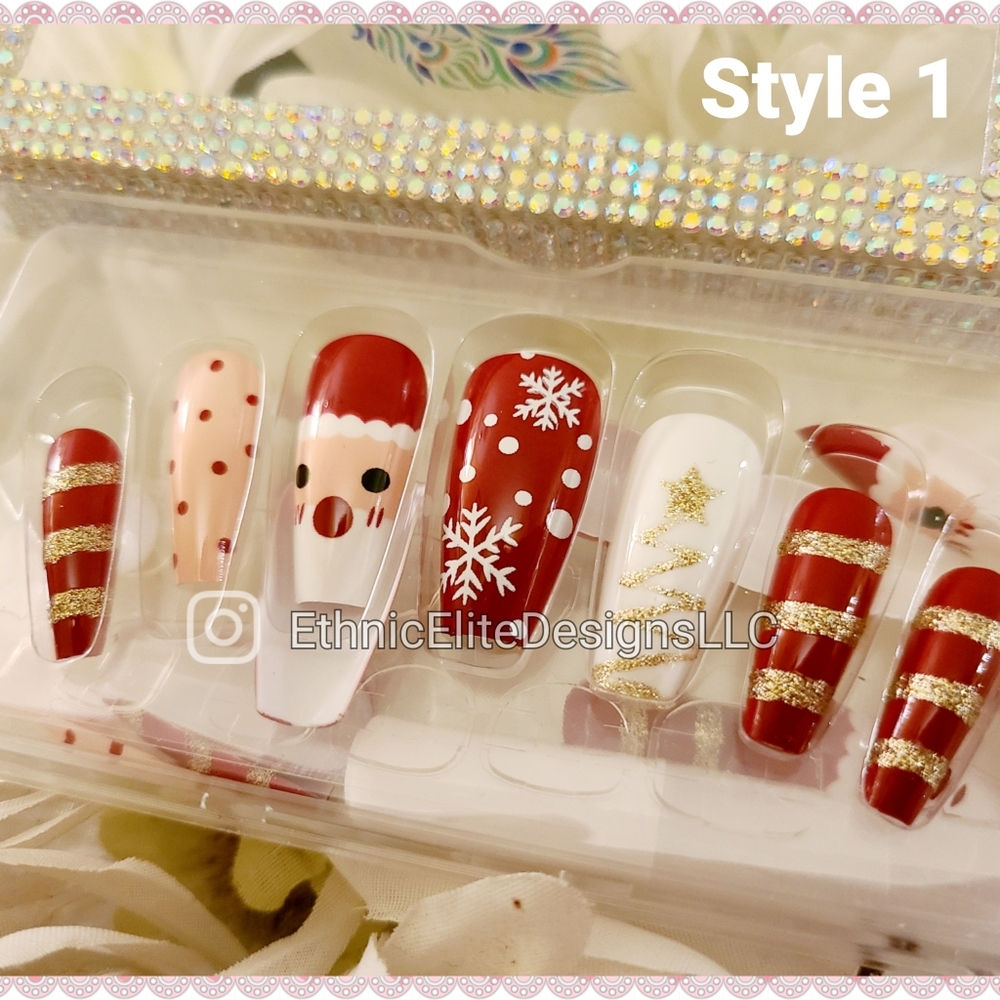 New boutique Santa Claus Holiday Faux |Fake Nail adhesive tab Press ons - Picture 1 of 13